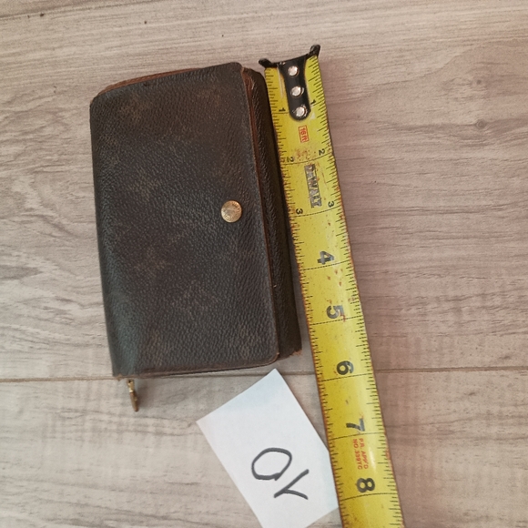 Louis Vuitton Monogram Tresor Bifold Wallet - Picture 8 of 9